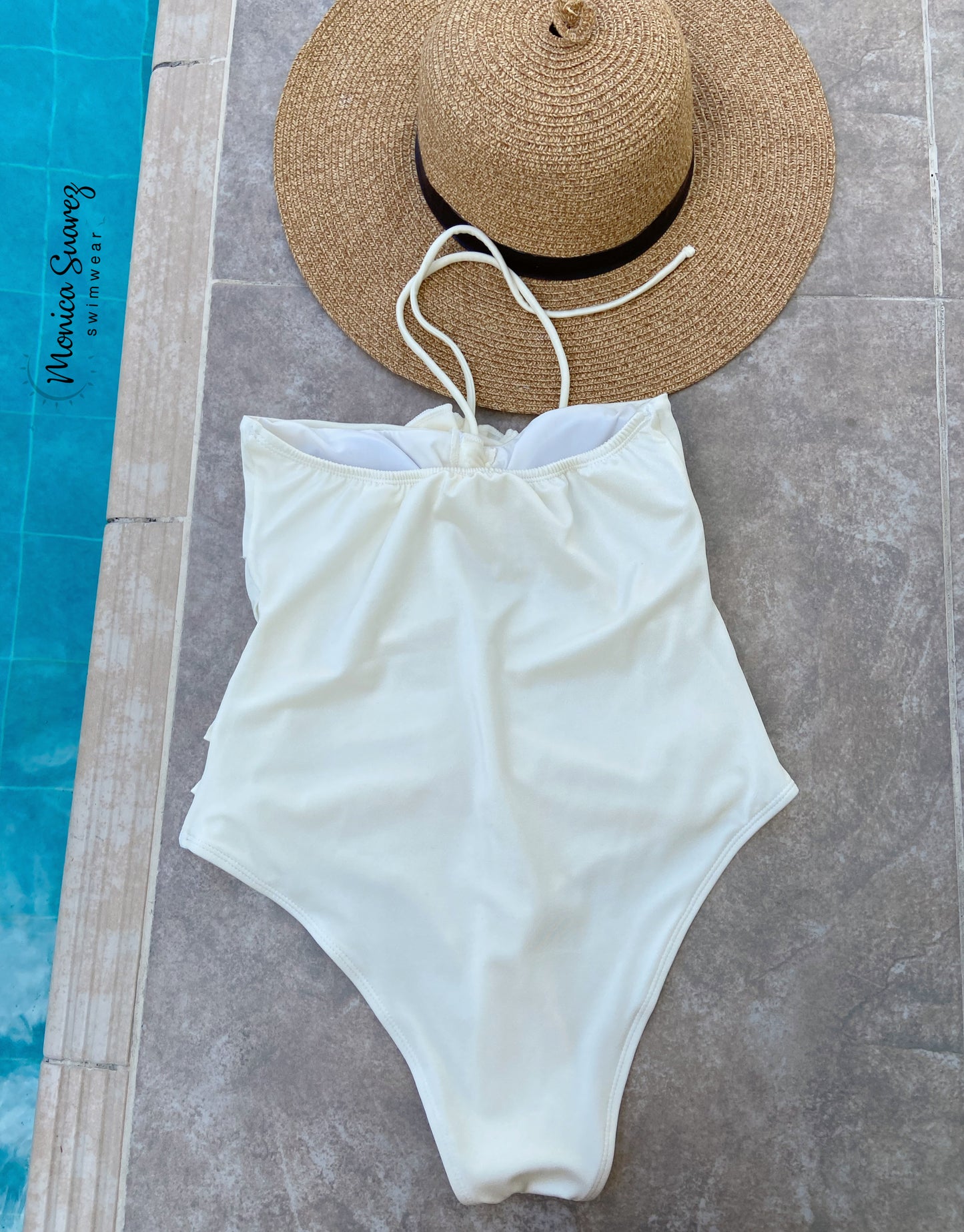 Enterizo Marfil primavera