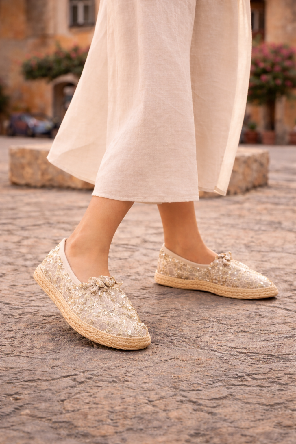 Calzado Dorado Colonial