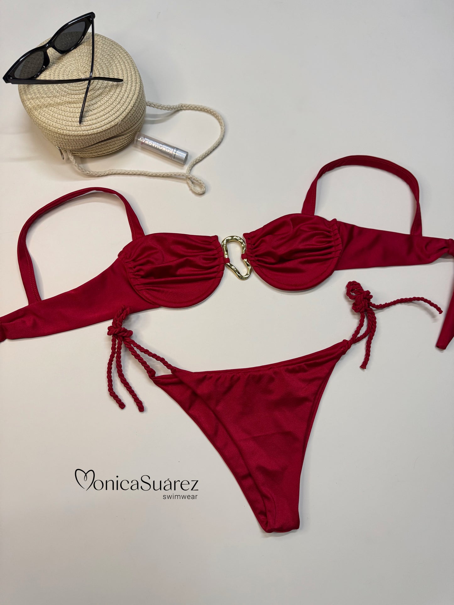 Bikini belleza ardiente