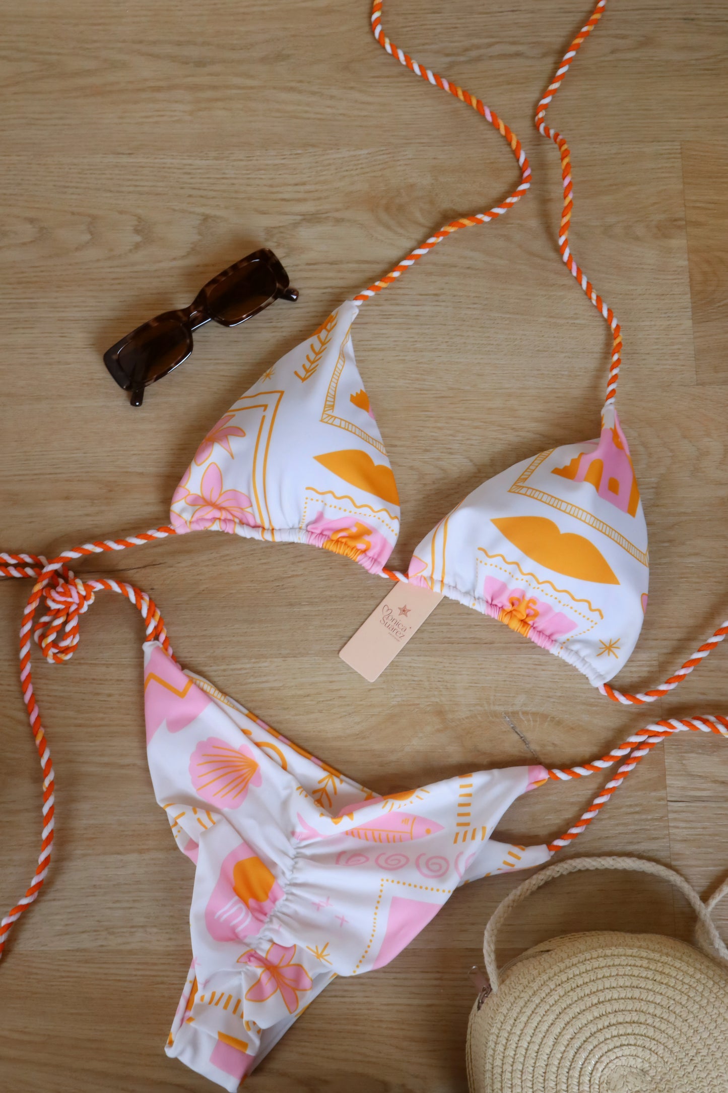 Bikini coral amarena